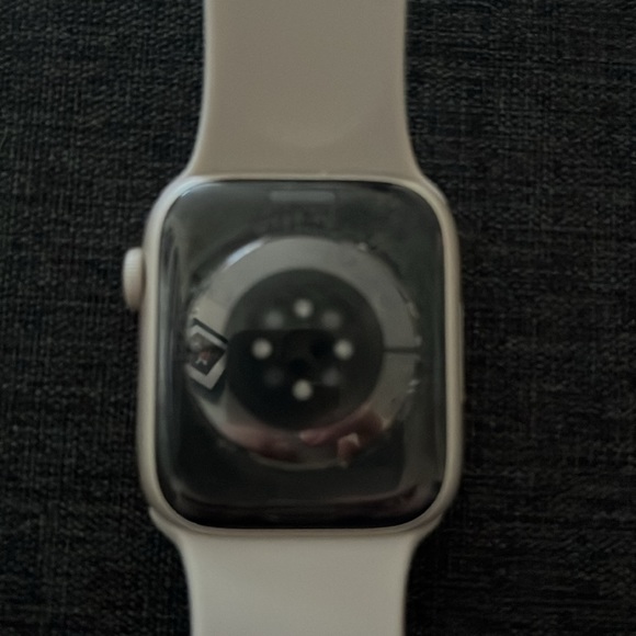 Apple Watch - Picture 2 of 3